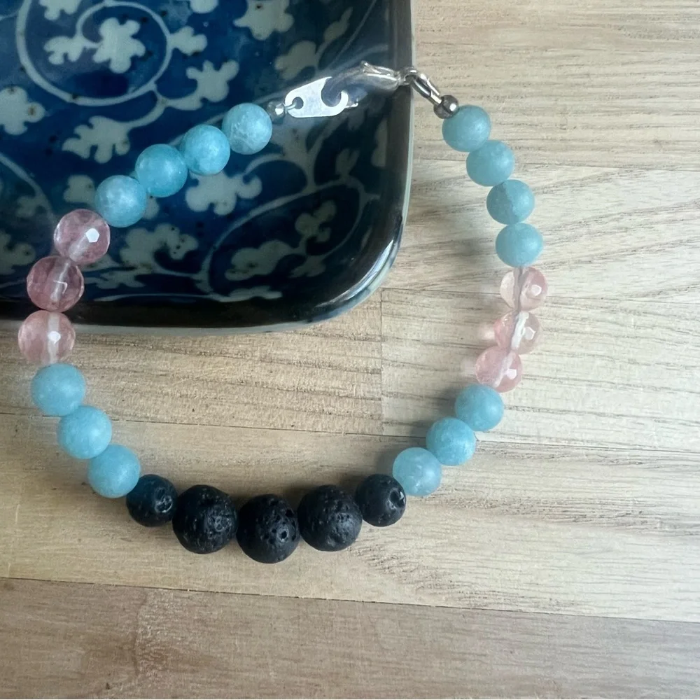 Blue and pink beaded bracelet essential oil diffuser